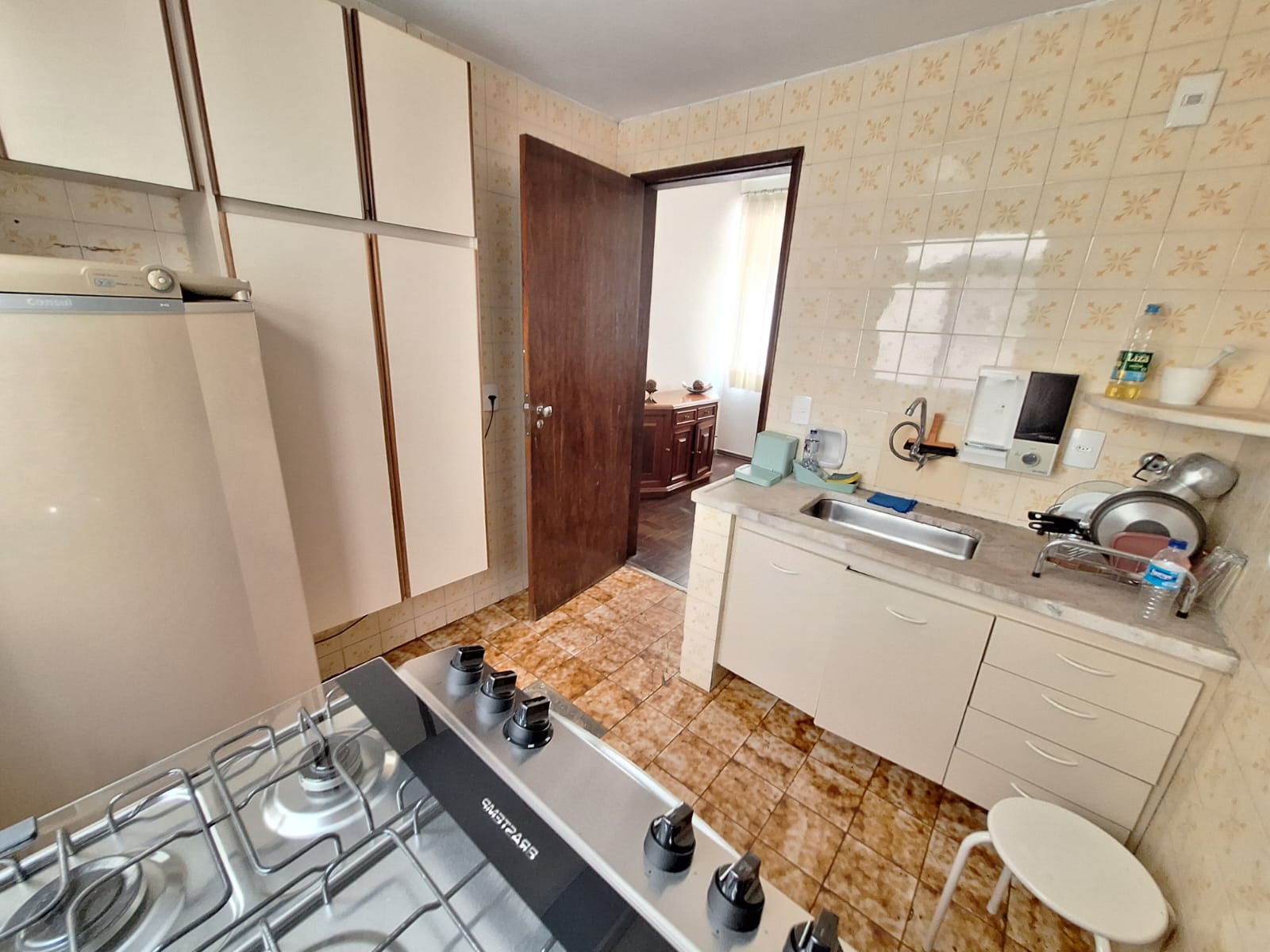 Apartamento à venda com 3 quartos, 110m² - Foto 9