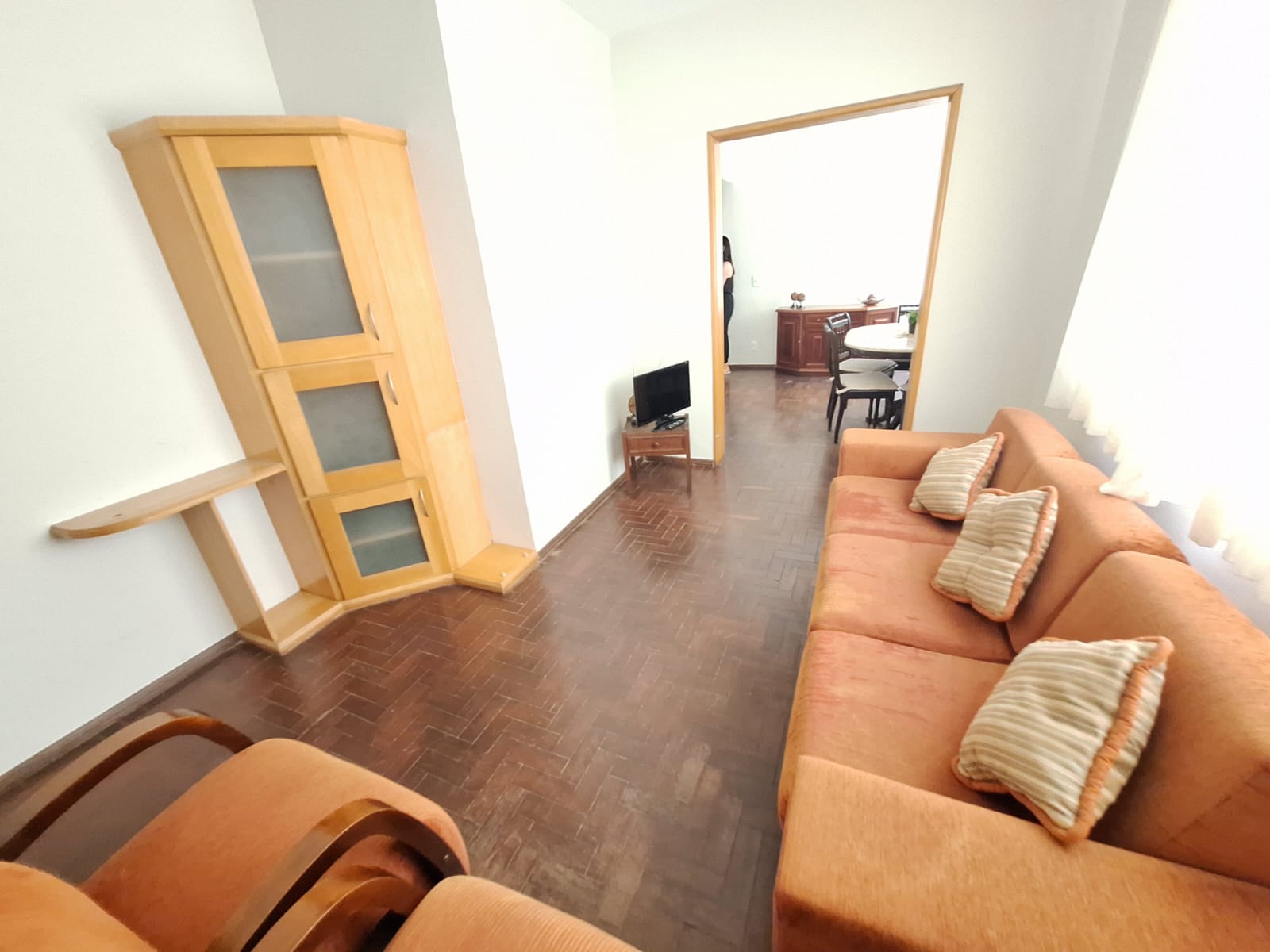 Apartamento à venda com 3 quartos, 110m² - Foto 1