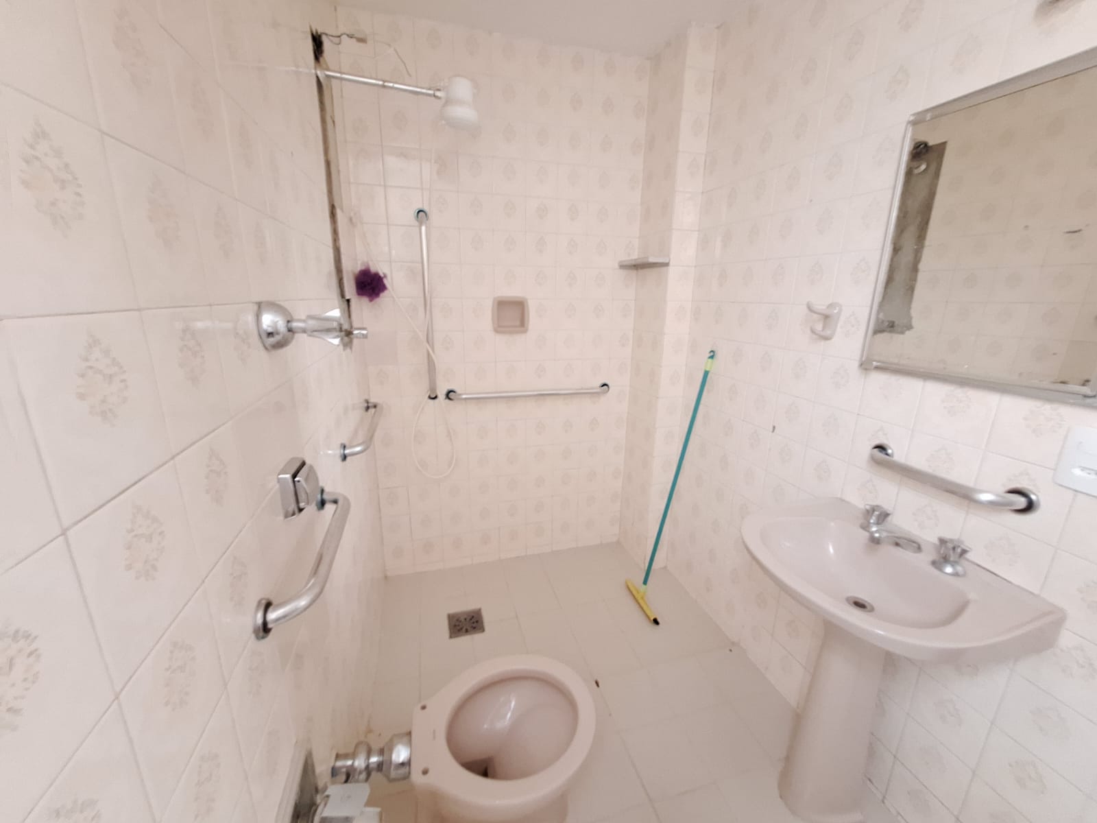 Apartamento à venda com 3 quartos, 110m² - Foto 13