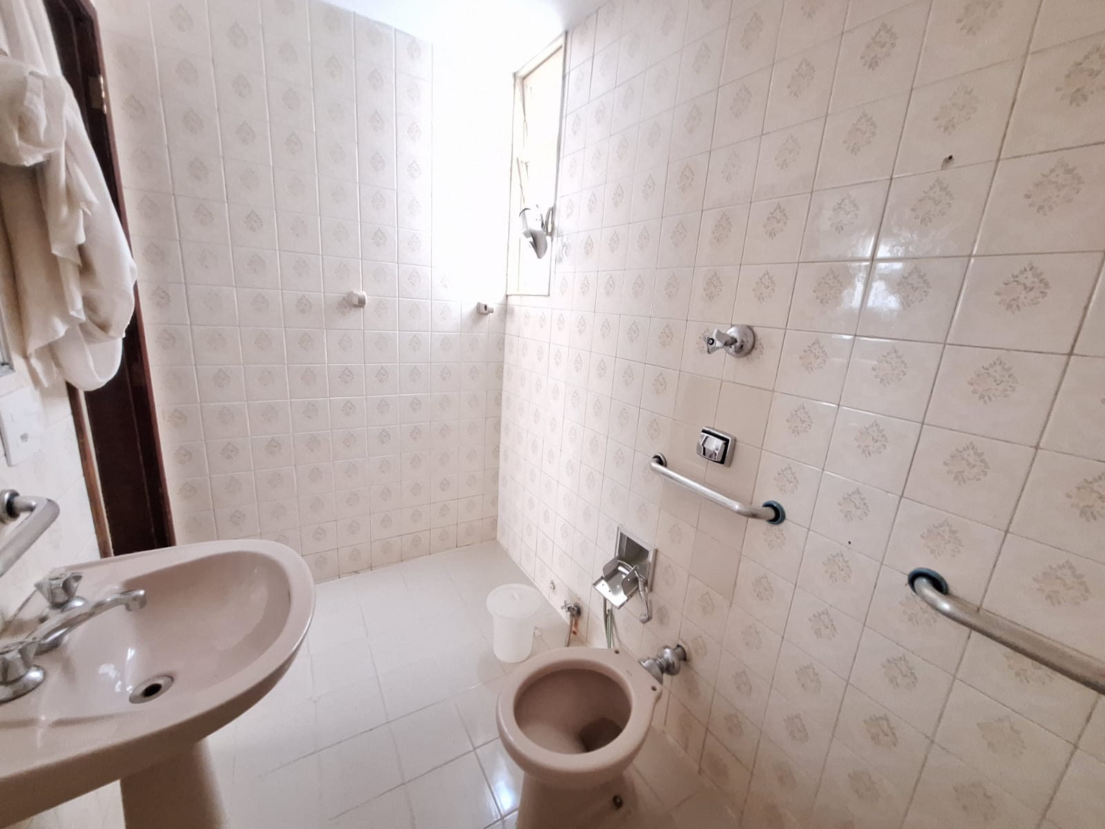 Apartamento à venda com 3 quartos, 110m² - Foto 14