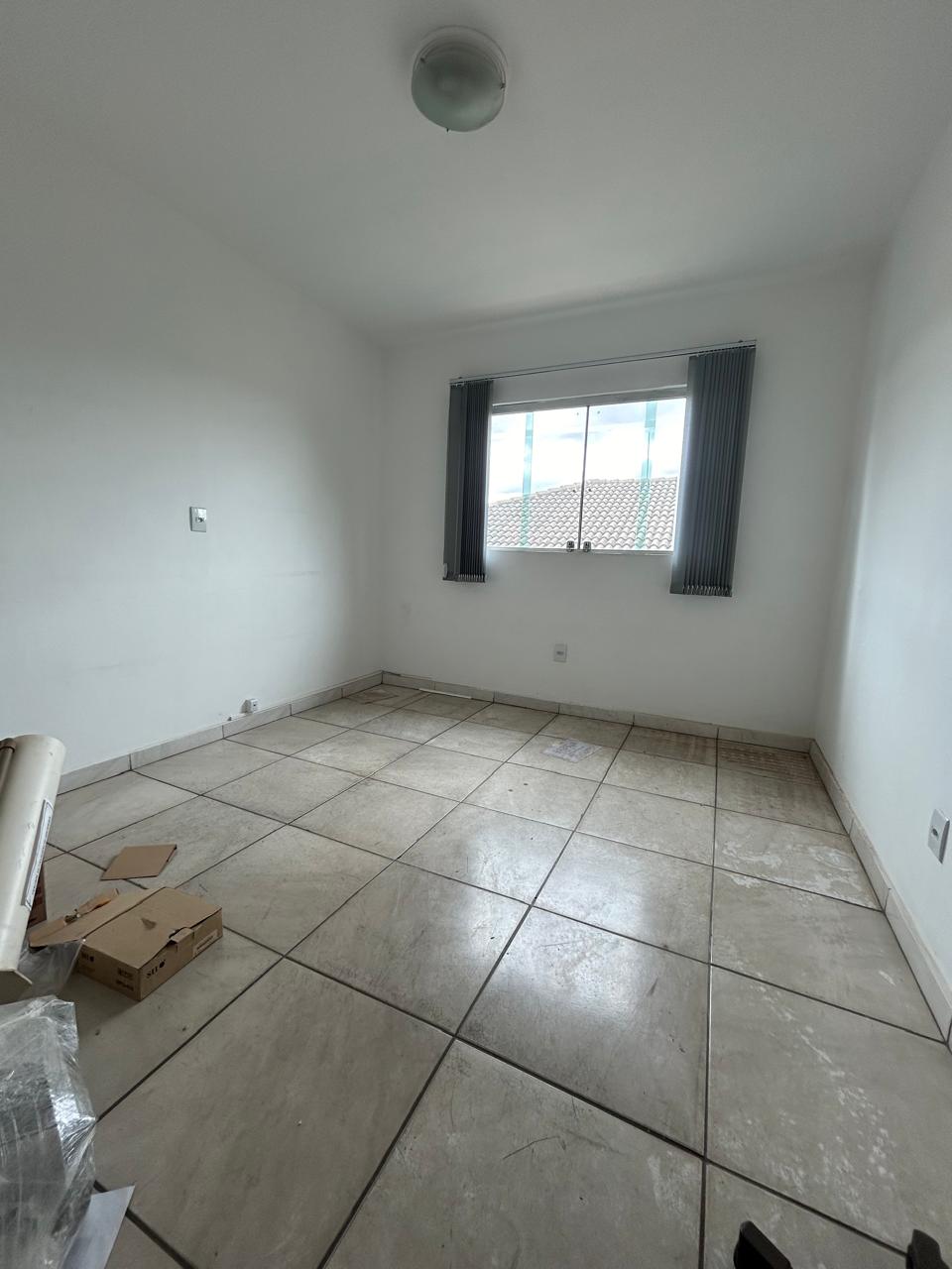 Casa para alugar com 6 quartos, 300m² - Foto 15