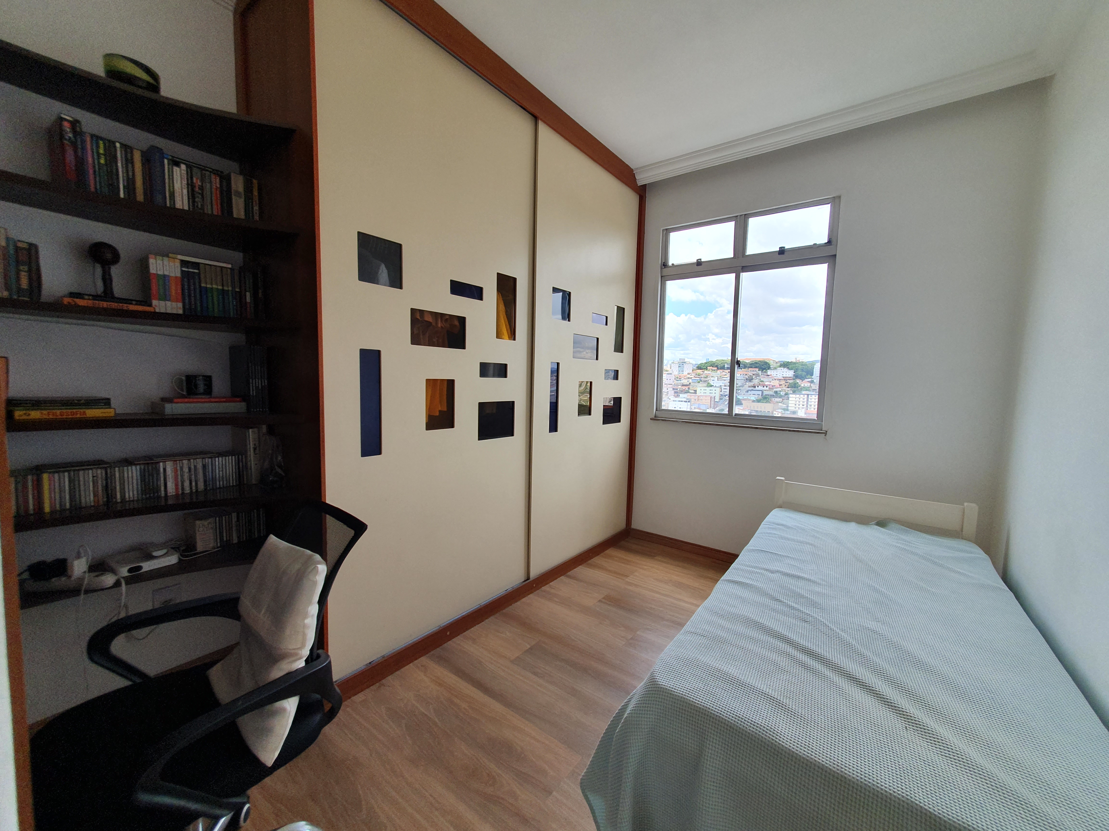 Apartamento à venda com 2 quartos, 65m² - Foto 4