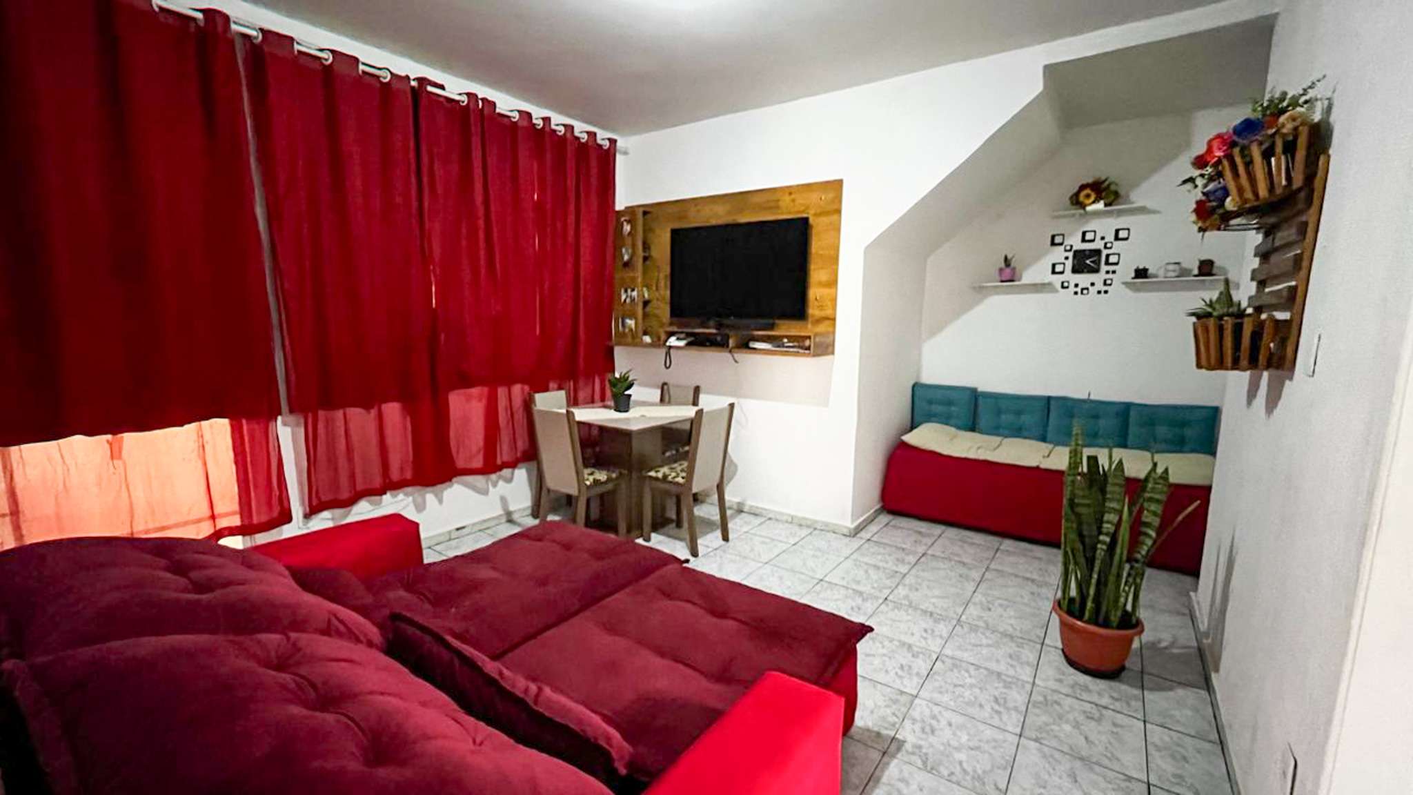 Casa à venda com 2 quartos, 53m² - Foto 1