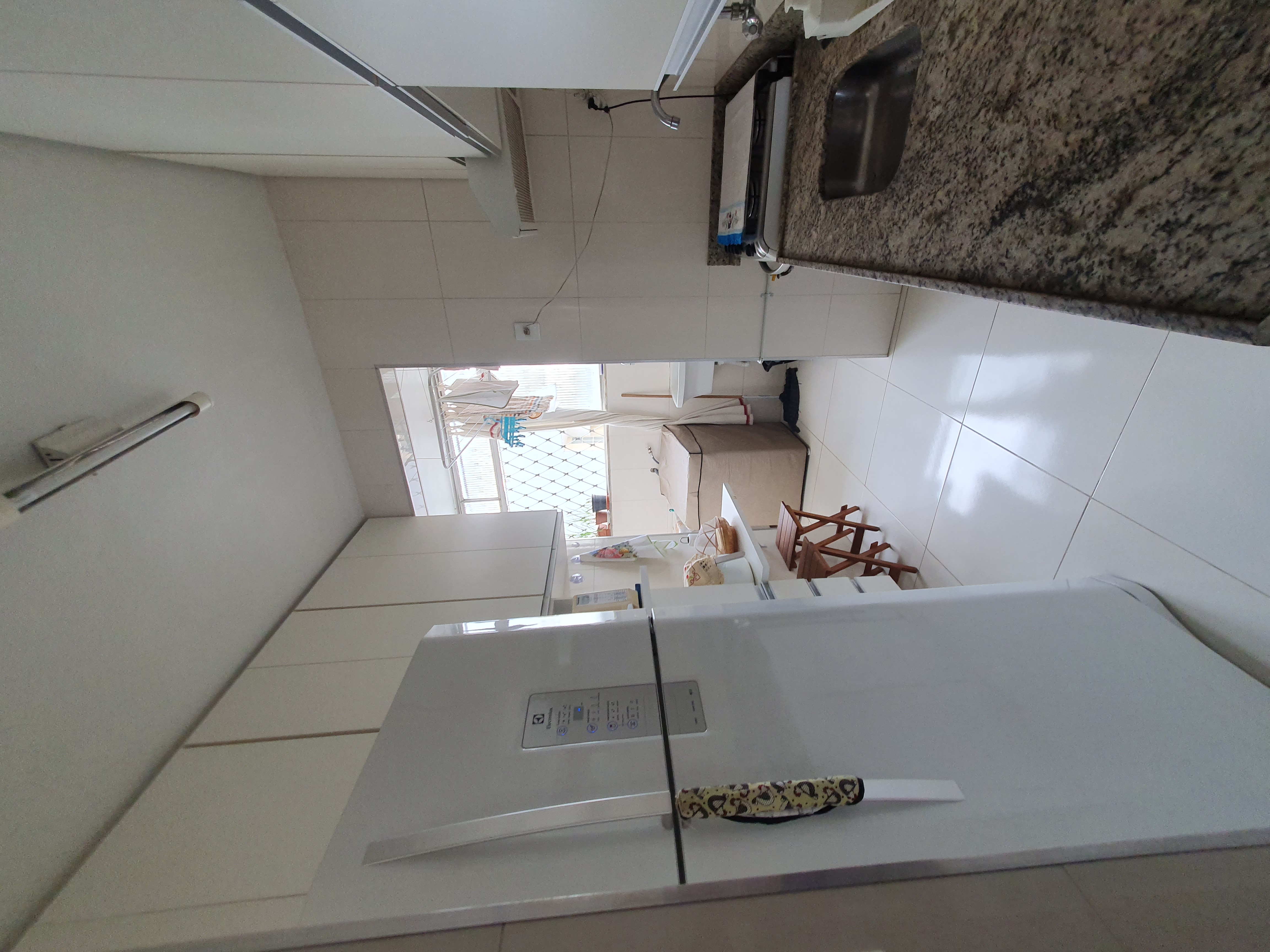 Apartamento à venda com 3 quartos, 75m² - Foto 10