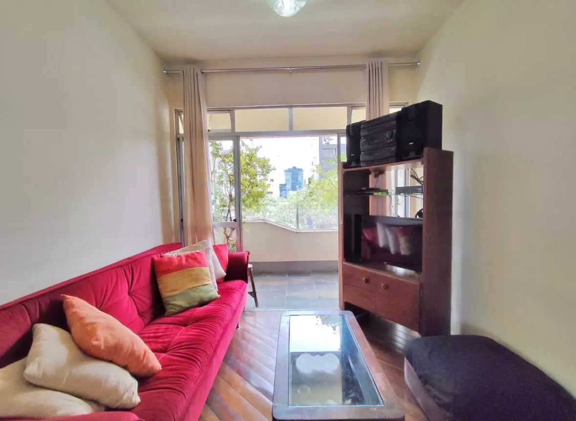 Apartamento à venda com 3 quartos, 90m² - Foto 1