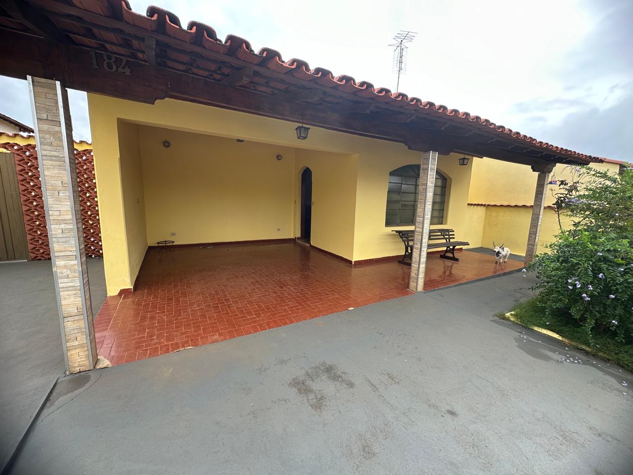 Casa à venda com 2 quartos, 117m² - Foto 2