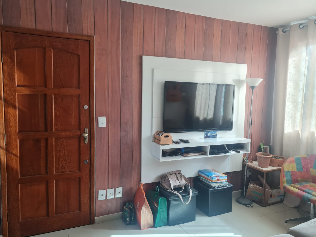 Apartamento à venda com 3 quartos, 72m² - Foto 1