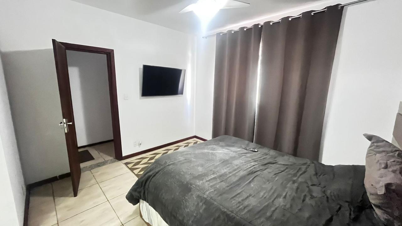 Casa à venda com 4 quartos, 340m² - Foto 10