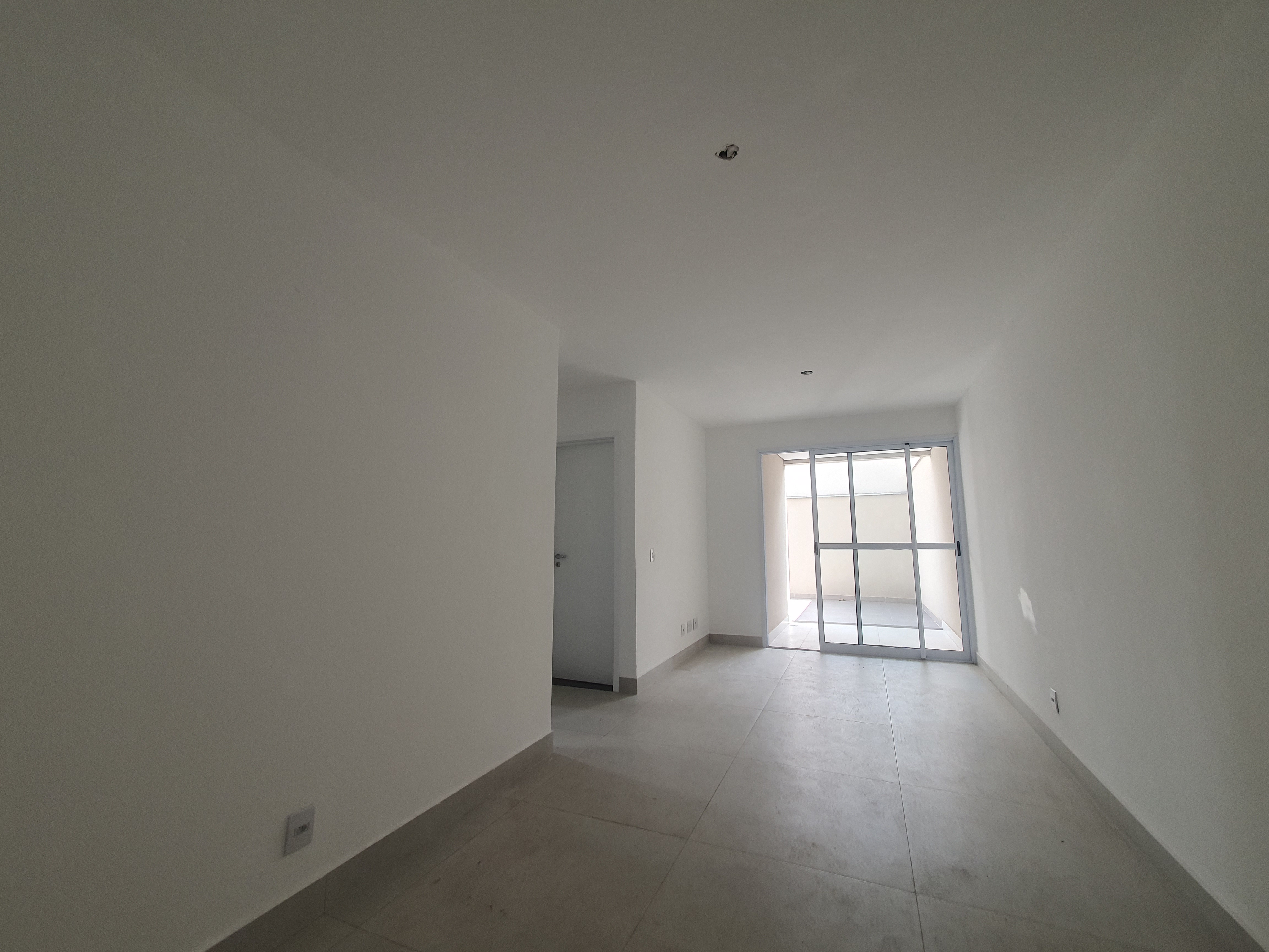 Apartamento à venda com 2 quartos, 170m² - Foto 2