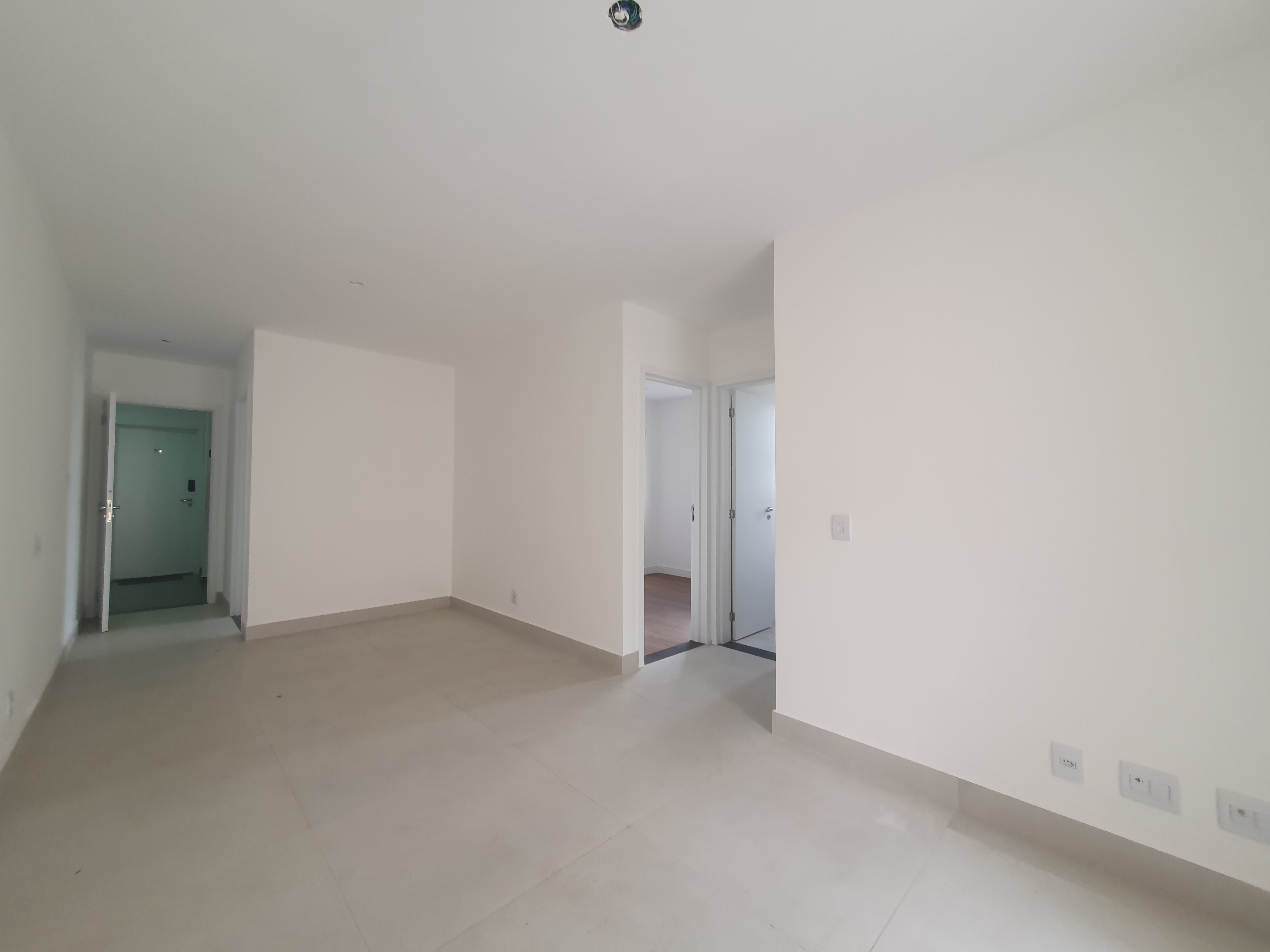 Apartamento à venda com 2 quartos, 170m² - Foto 1