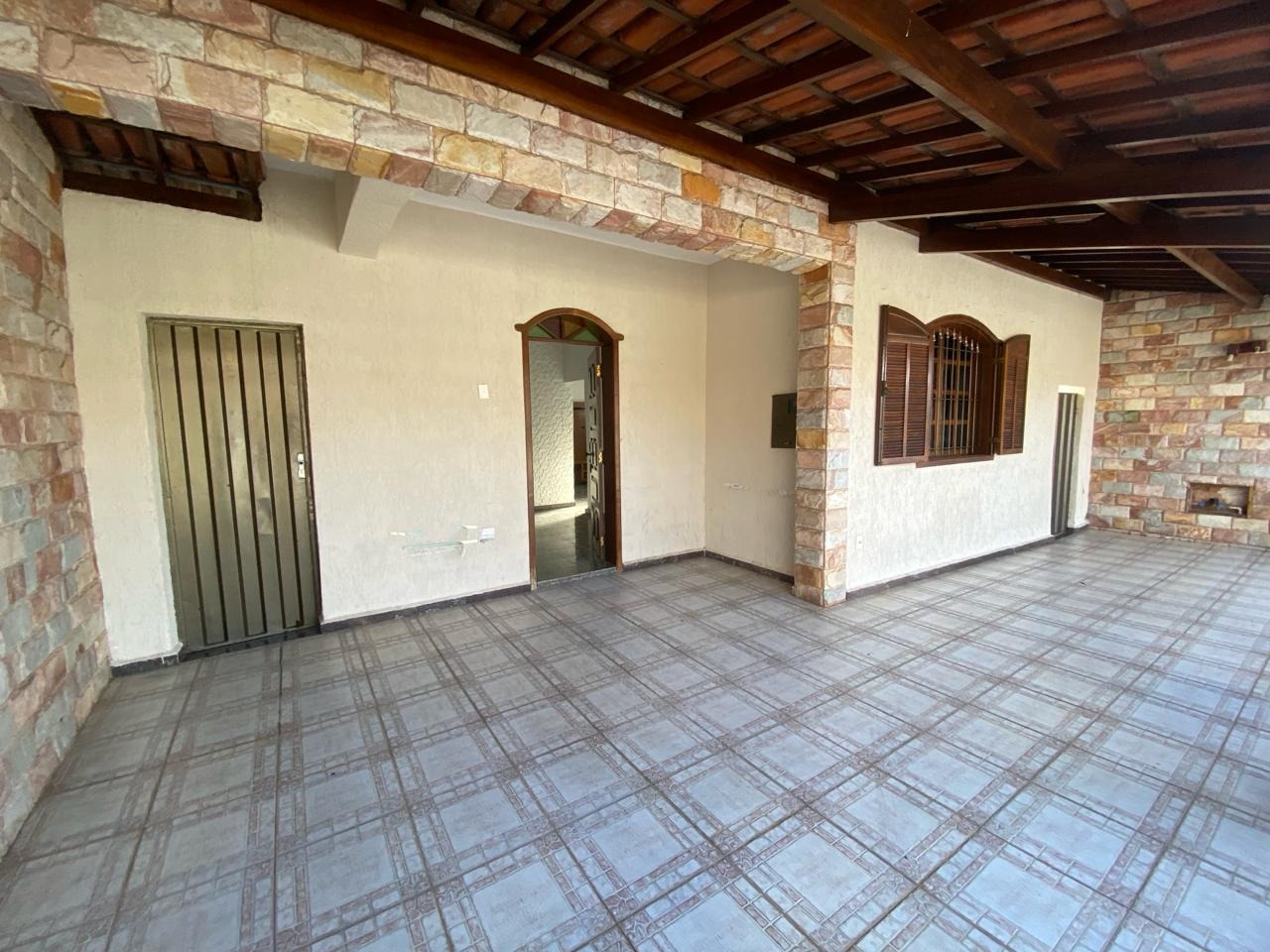 Casa à venda com 3 quartos, 193m² - Foto 4