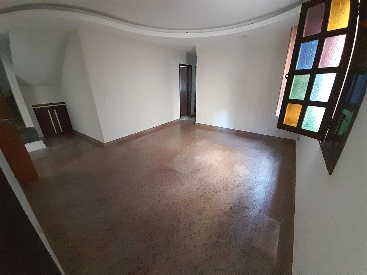 Casa para alugar com 5 quartos, 300m² - Foto 6