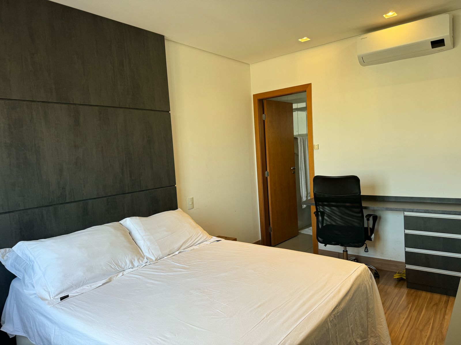 Apartamento à venda com 4 quartos, 148m² - Foto 8