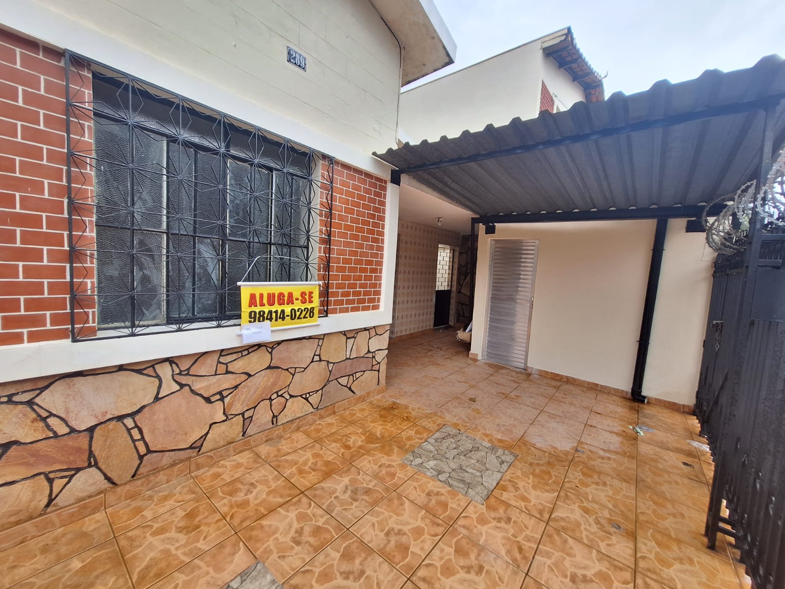 Casa para alugar com 3 quartos, 120m² - Foto 1