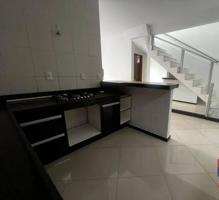 Casa de Condomínio à venda com 3 quartos, 100m² - Foto 3