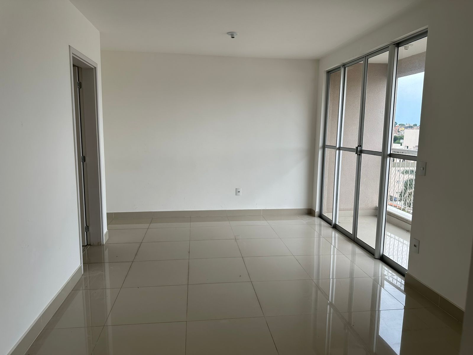 Apartamento à venda com 3 quartos, 80m² - Foto 11