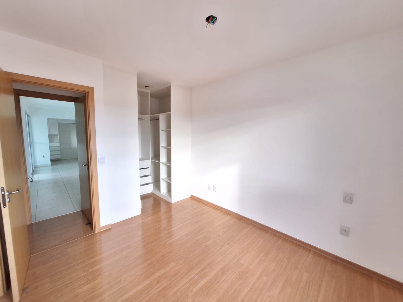 Apartamento para alugar com 3 quartos, 80m² - Foto 9