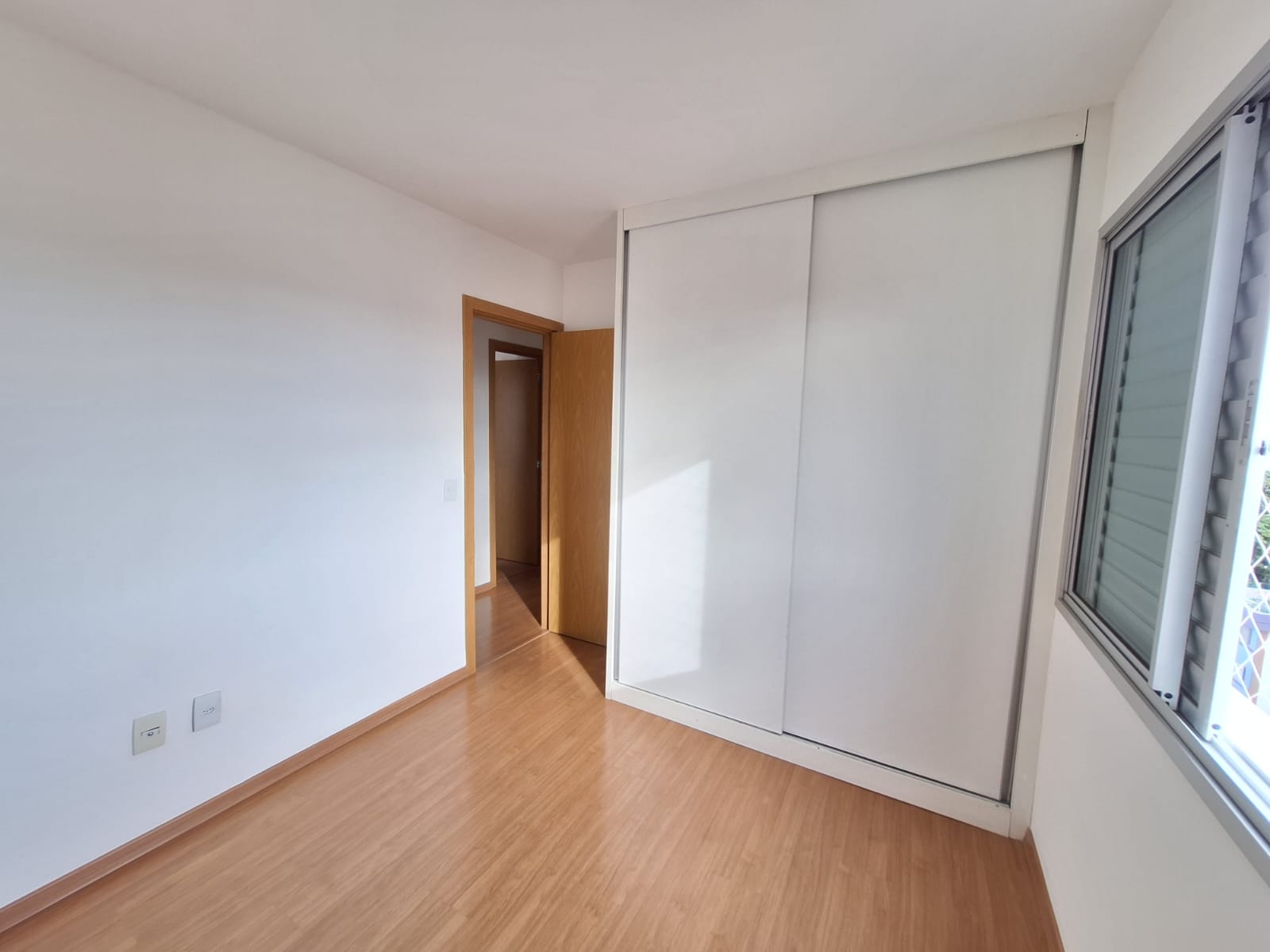 Apartamento para alugar com 3 quartos, 80m² - Foto 13