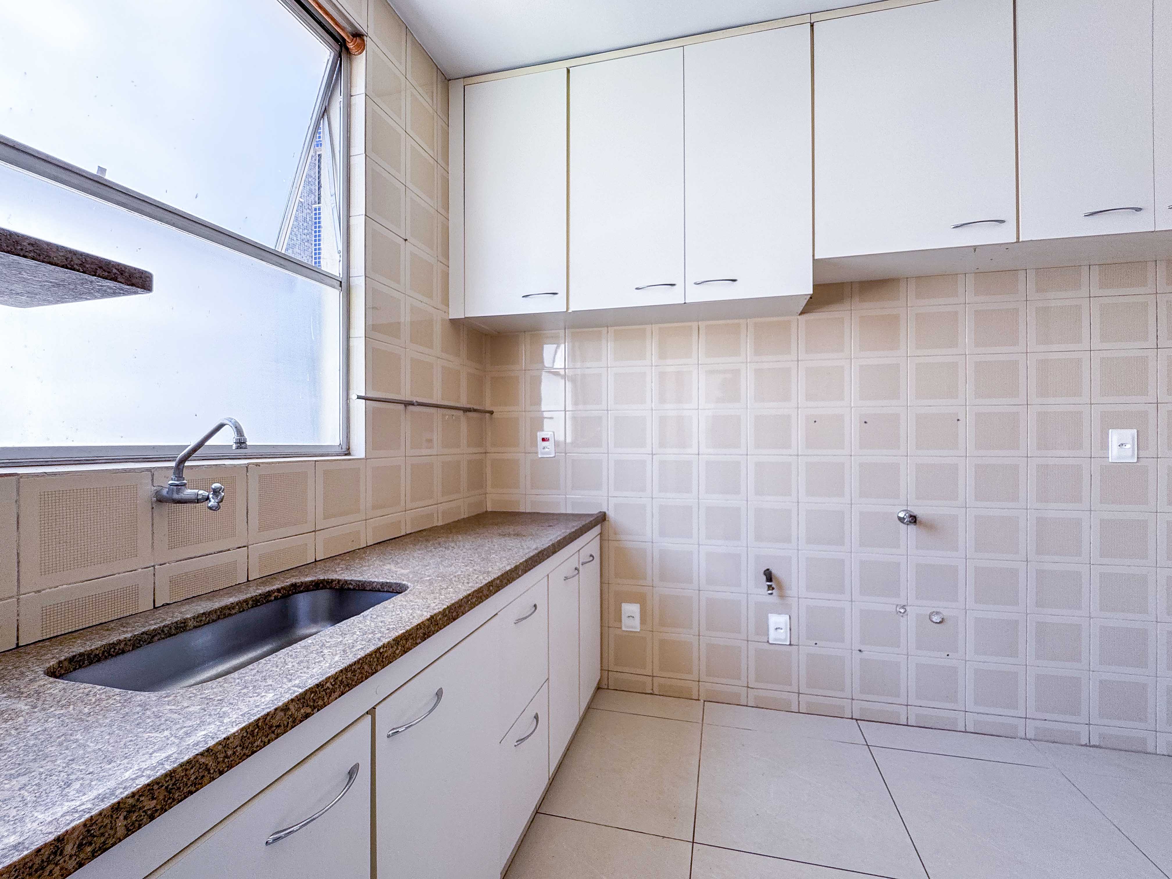 Apartamento à venda com 3 quartos, 95m² - Foto 5