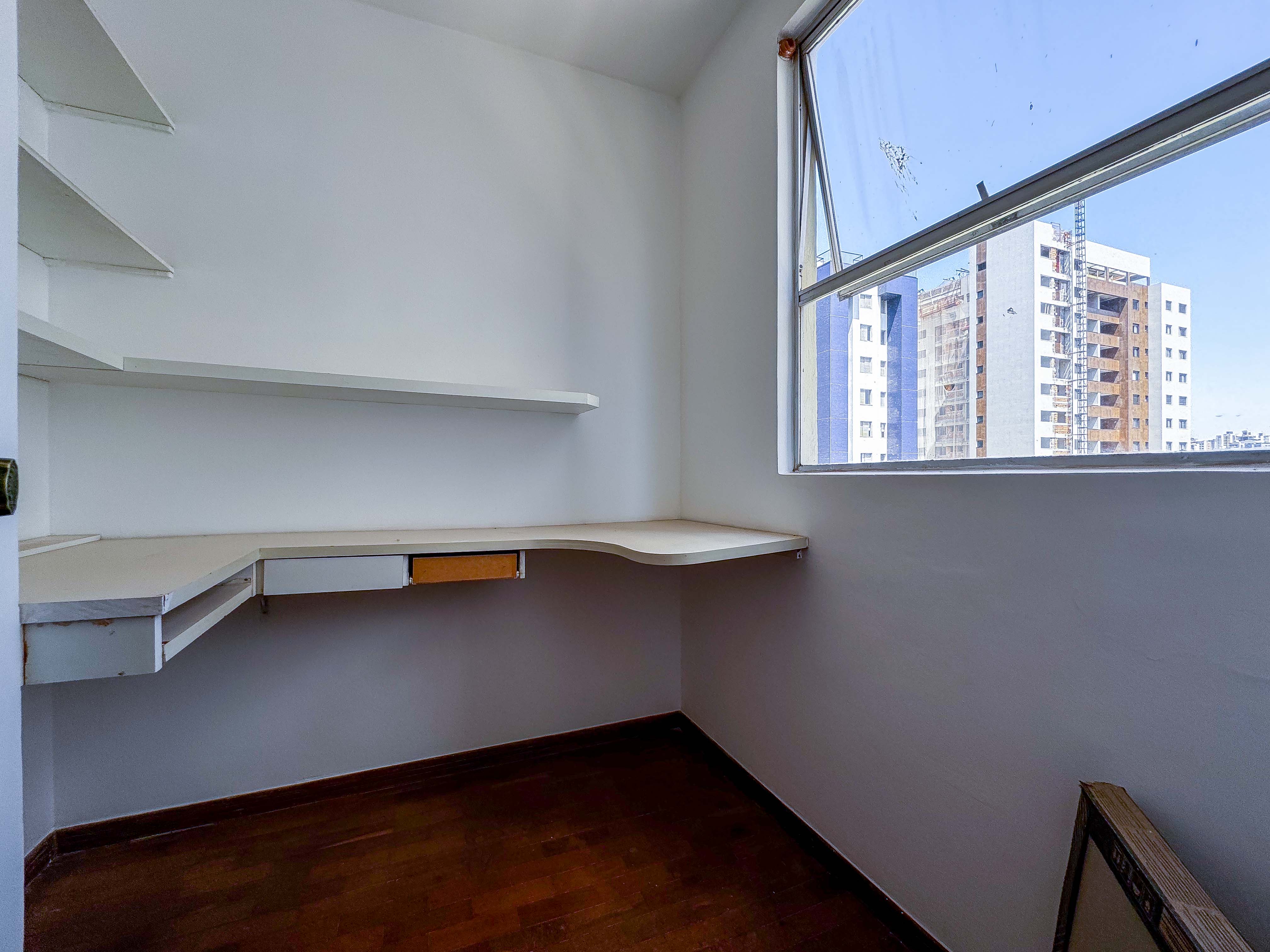 Apartamento à venda com 3 quartos, 95m² - Foto 8