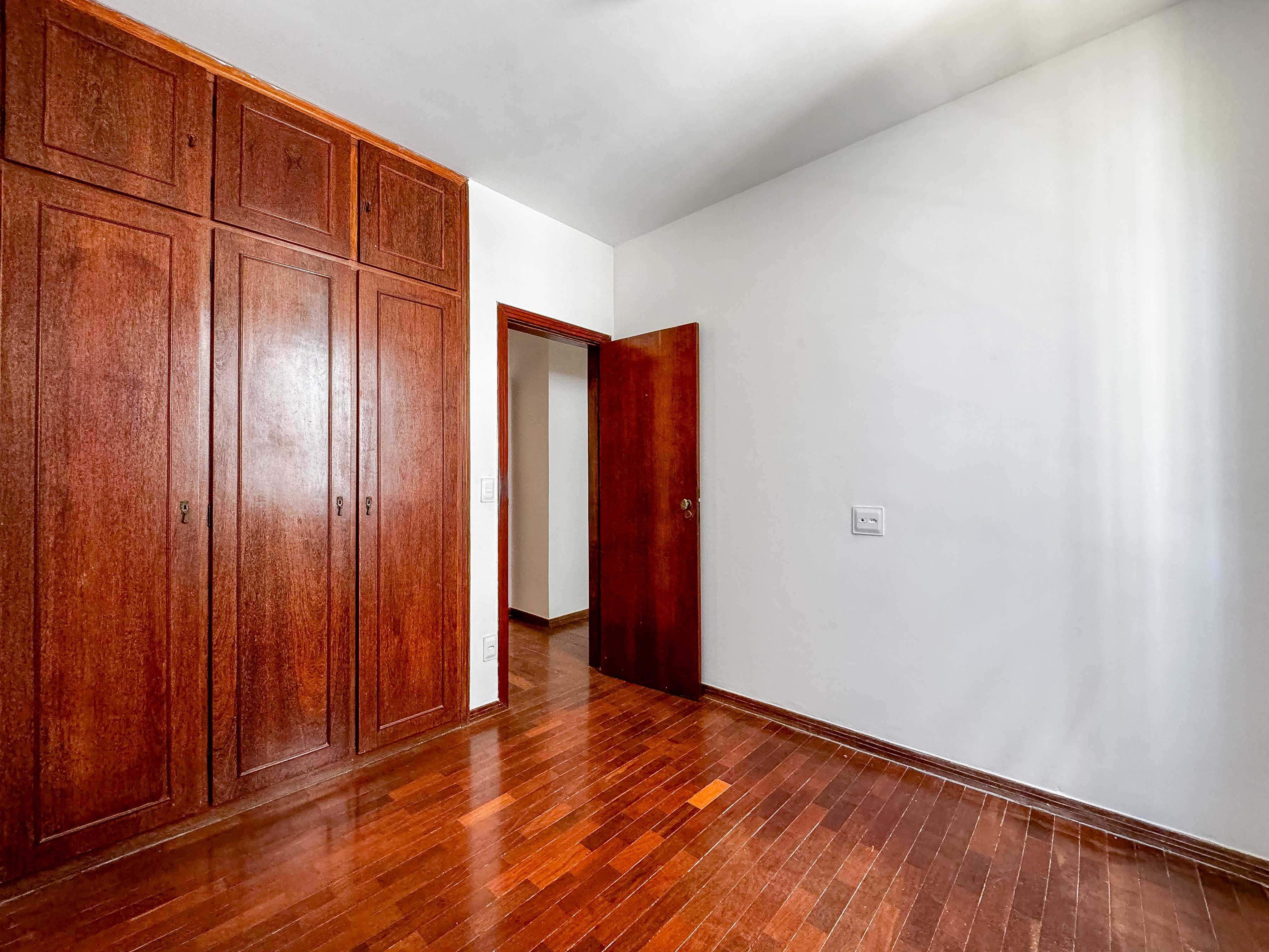 Apartamento à venda com 3 quartos, 95m² - Foto 14