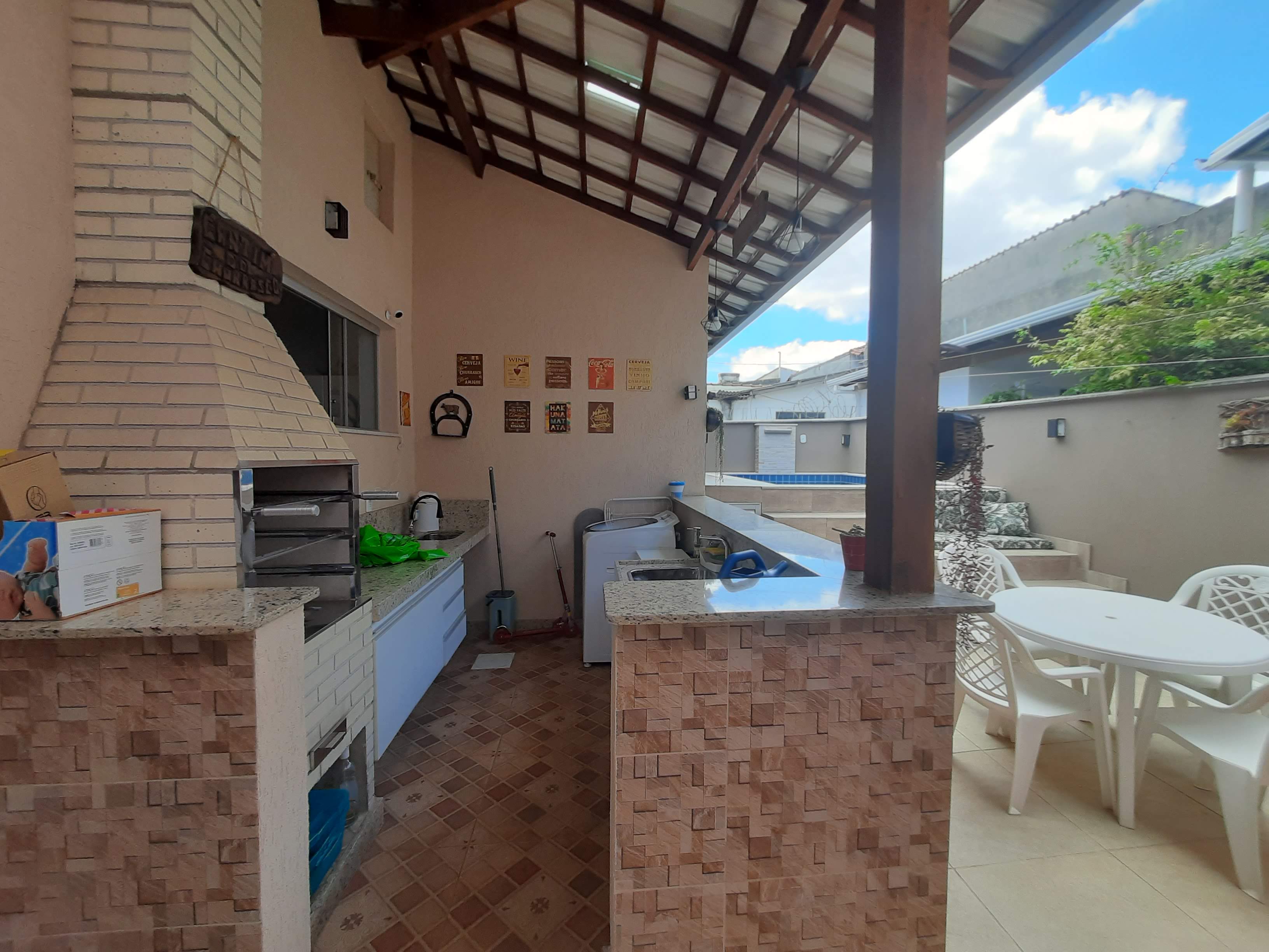 Casa à venda com 3 quartos, 124m² - Foto 6