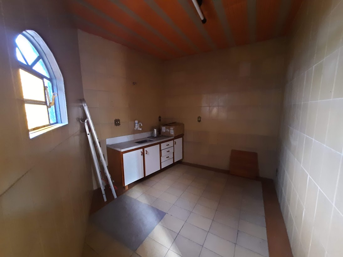 Casa à venda com 4 quartos, 200m² - Foto 10