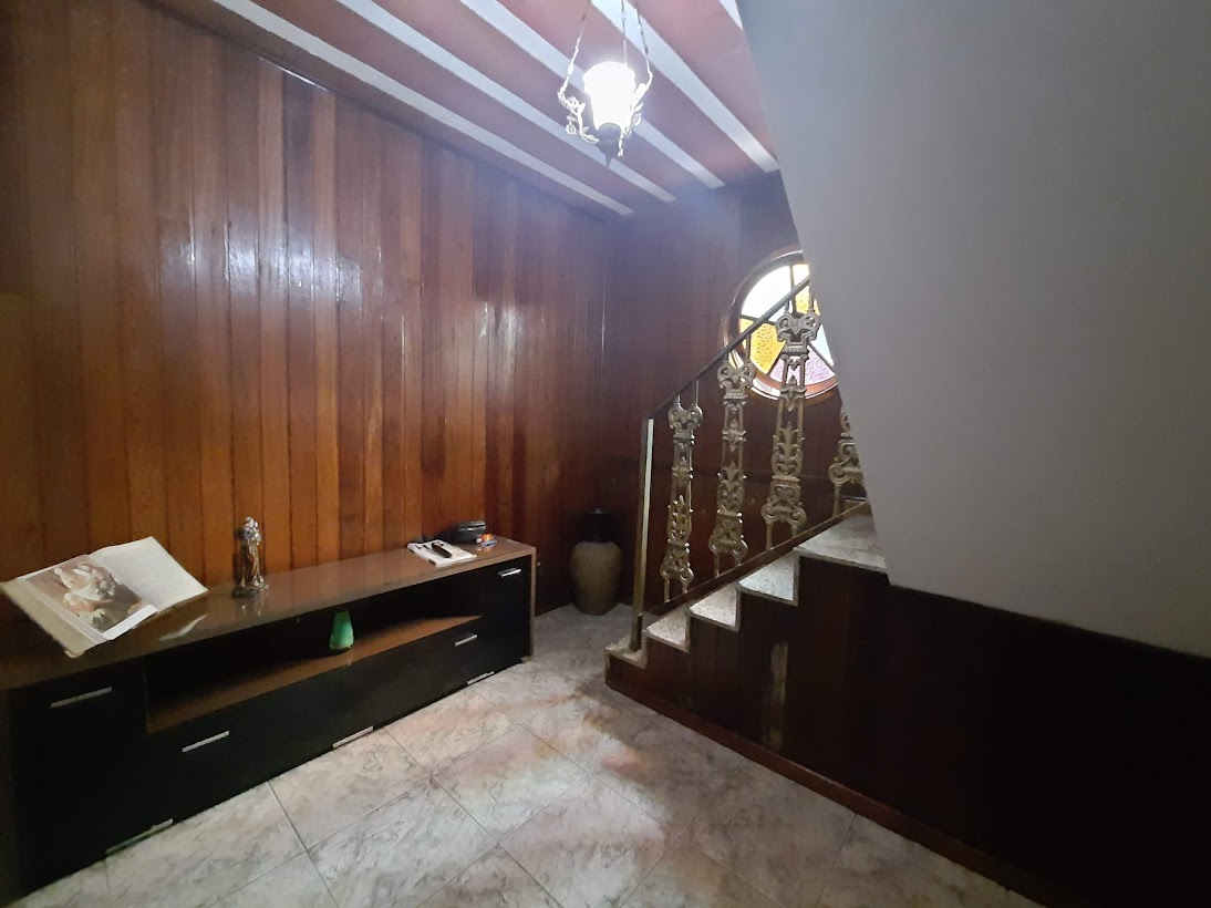 Casa à venda com 4 quartos, 200m² - Foto 4