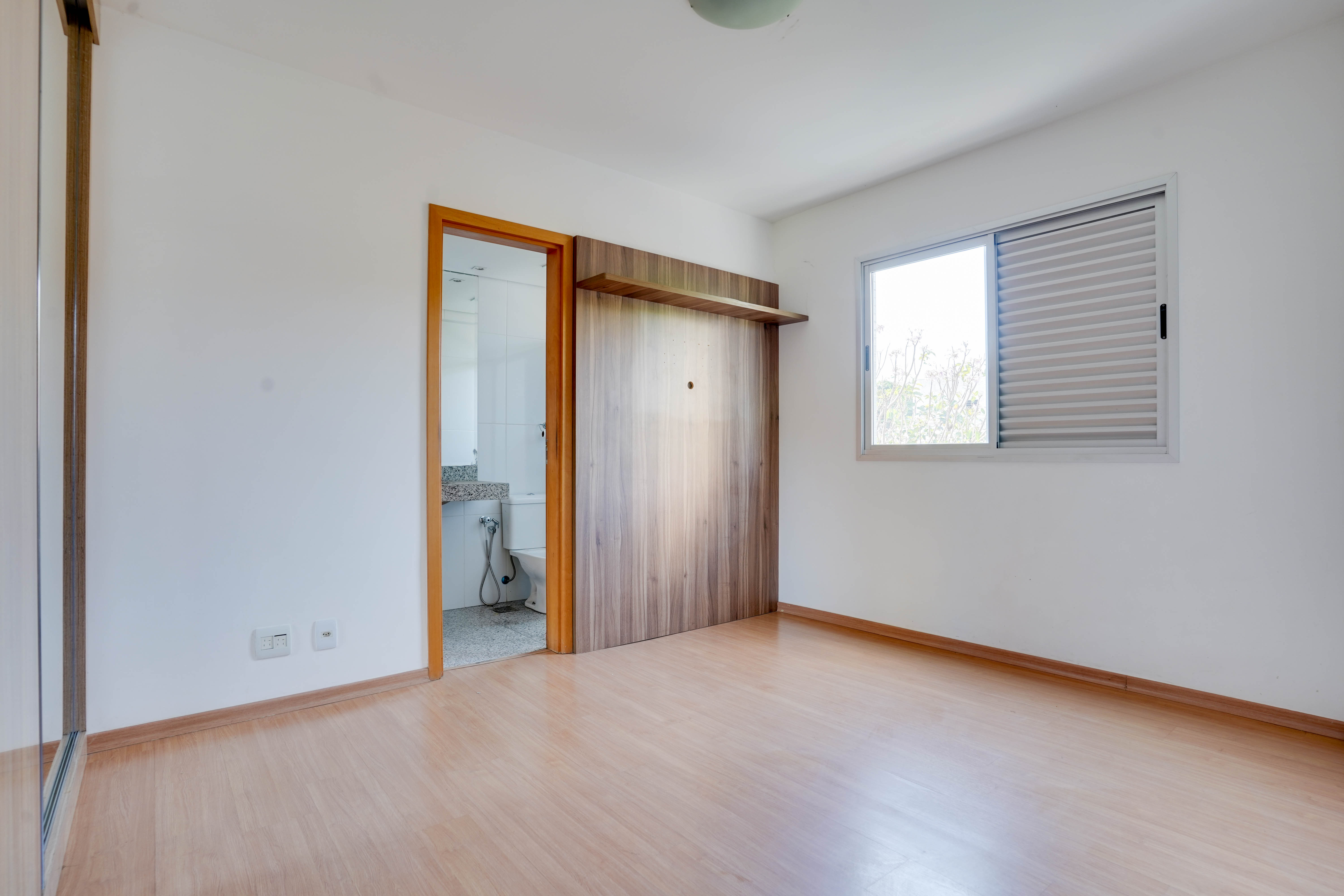 Apartamento à venda com 4 quartos, 137m² - Foto 20