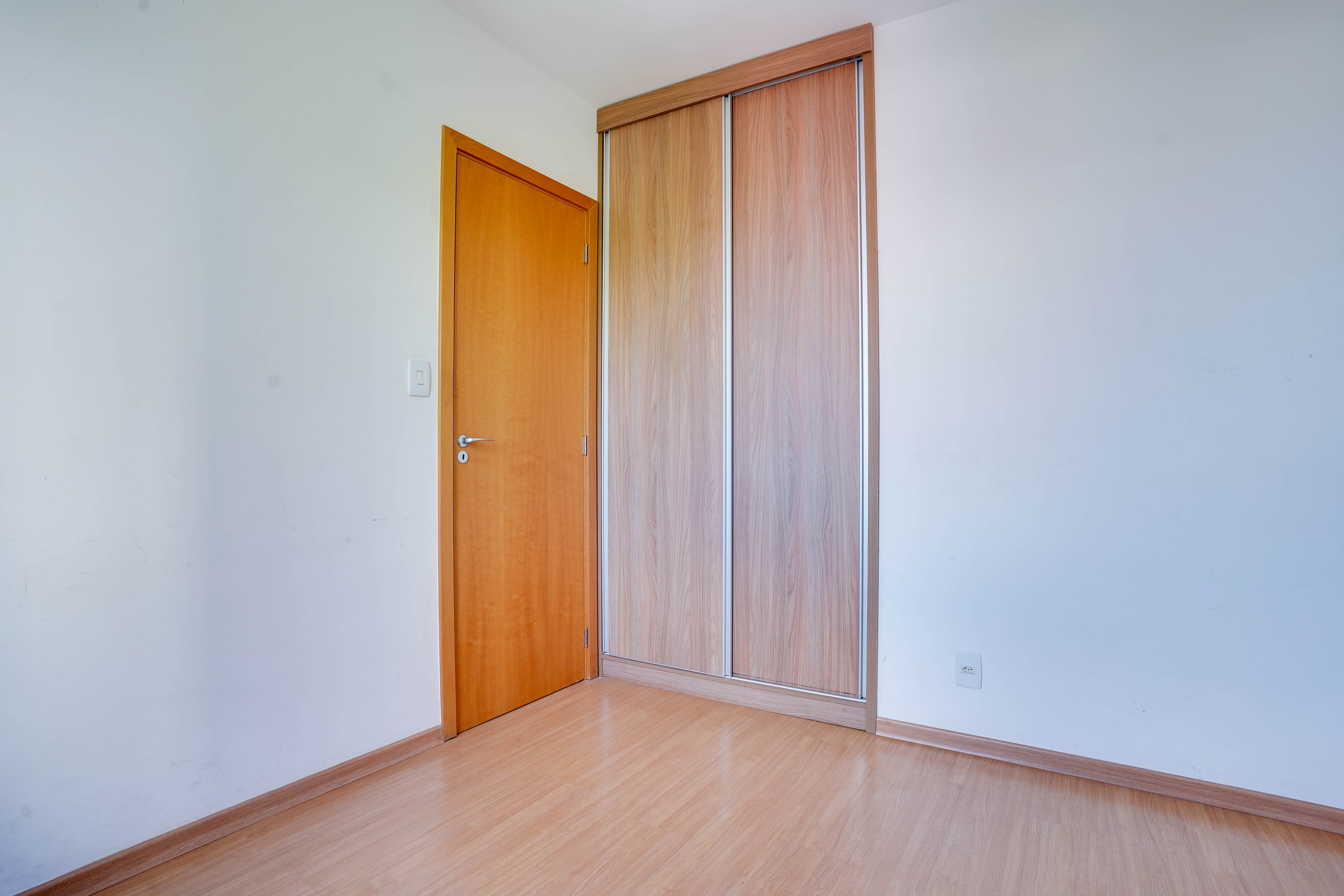 Apartamento à venda com 4 quartos, 137m² - Foto 17