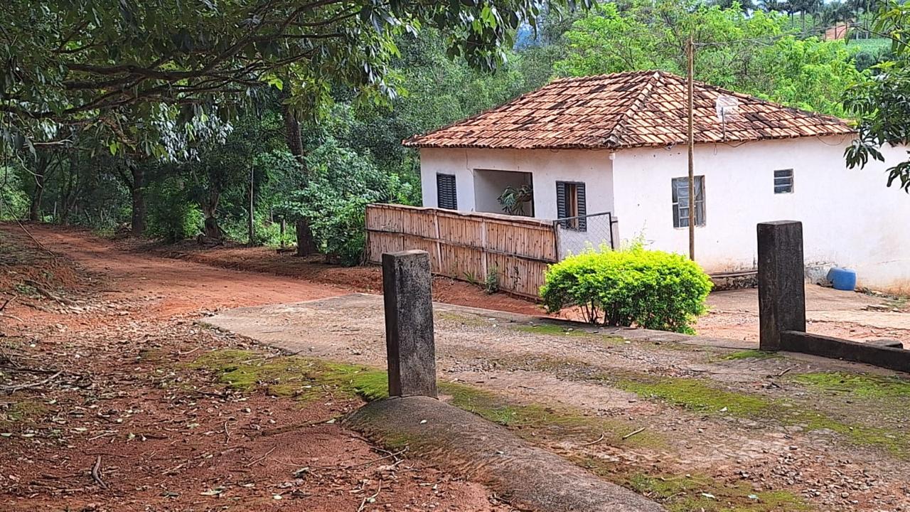 Chácara à venda com 3 quartos, 484m² - Foto 22