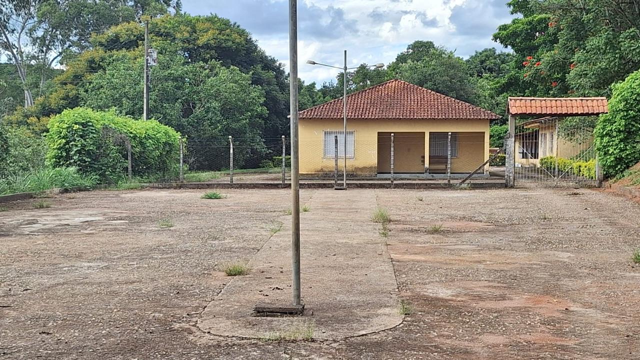 Chácara à venda com 3 quartos, 484m² - Foto 24