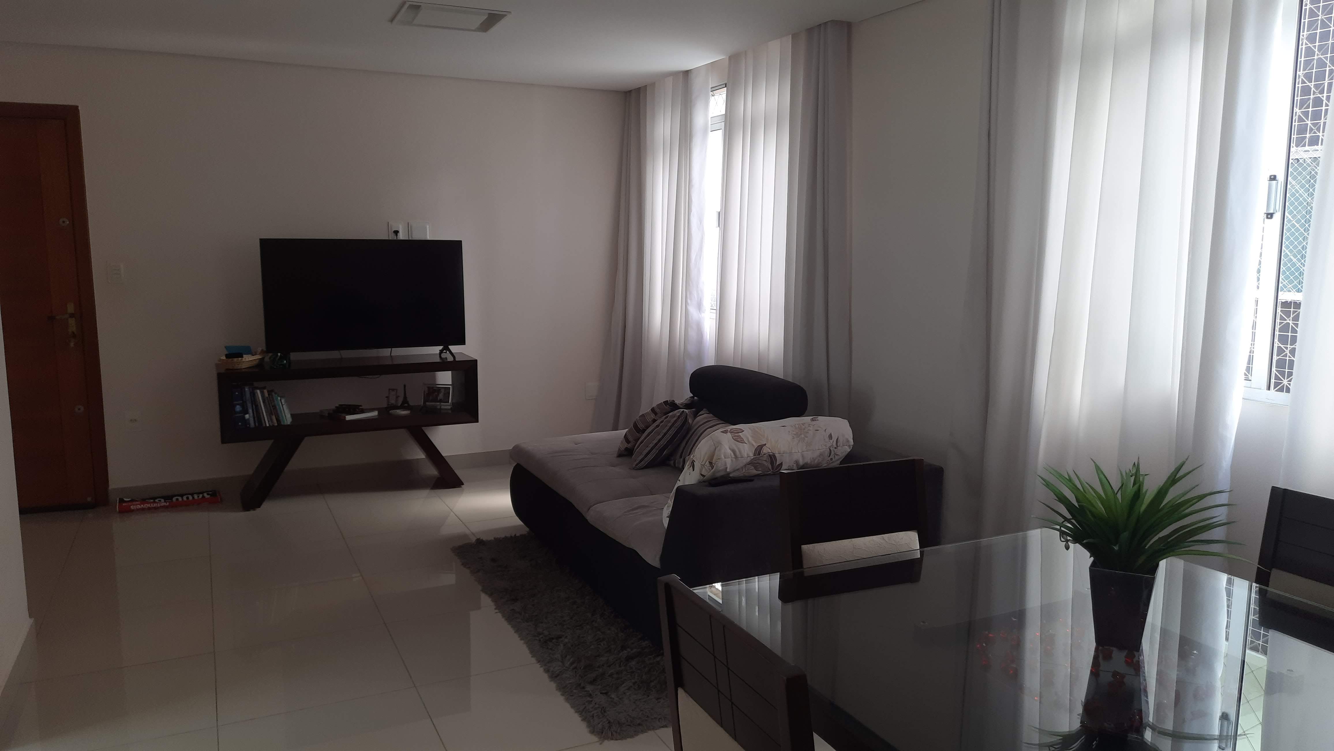 Apartamento à venda com 3 quartos, 80m² - Foto 2