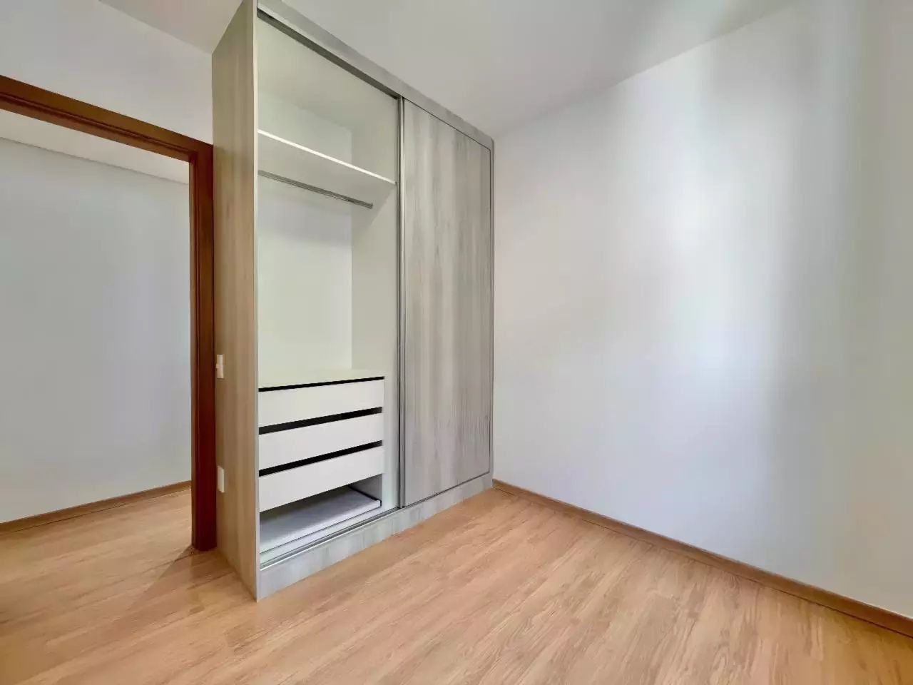 Apartamento à venda com 2 quartos, 63m² - Foto 13