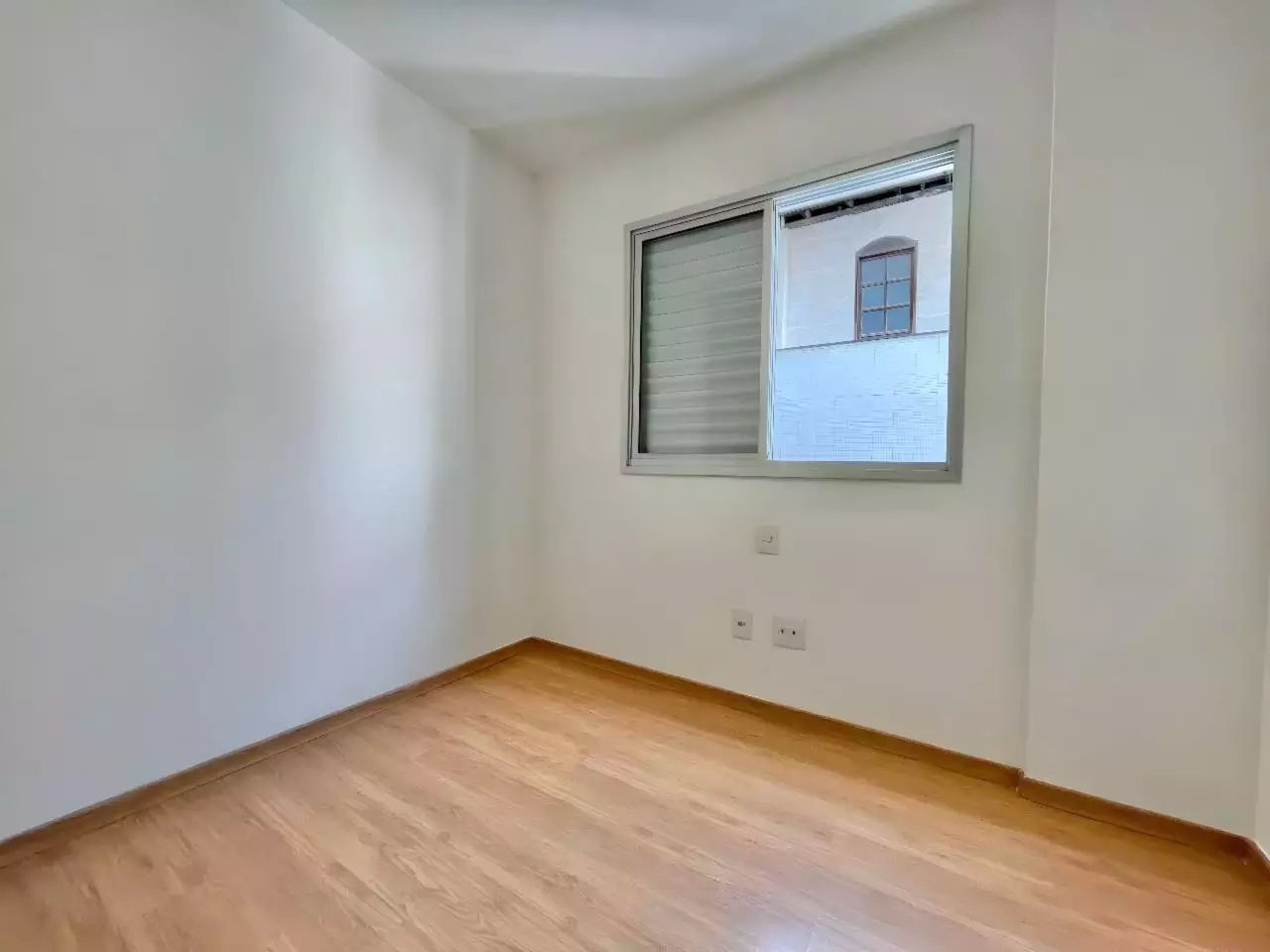 Apartamento à venda com 2 quartos, 63m² - Foto 9