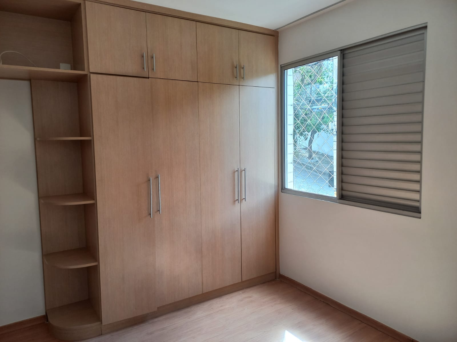 Apartamento para alugar com 4 quartos, 130m² - Foto 14