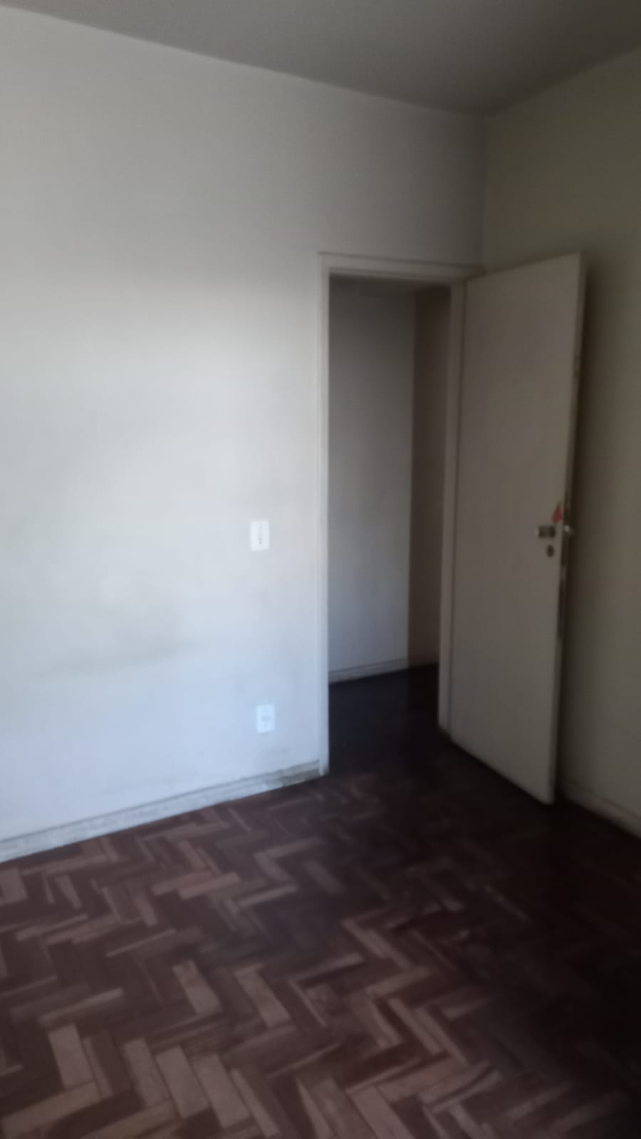 Apartamento à venda com 3 quartos, 97m² - Foto 17