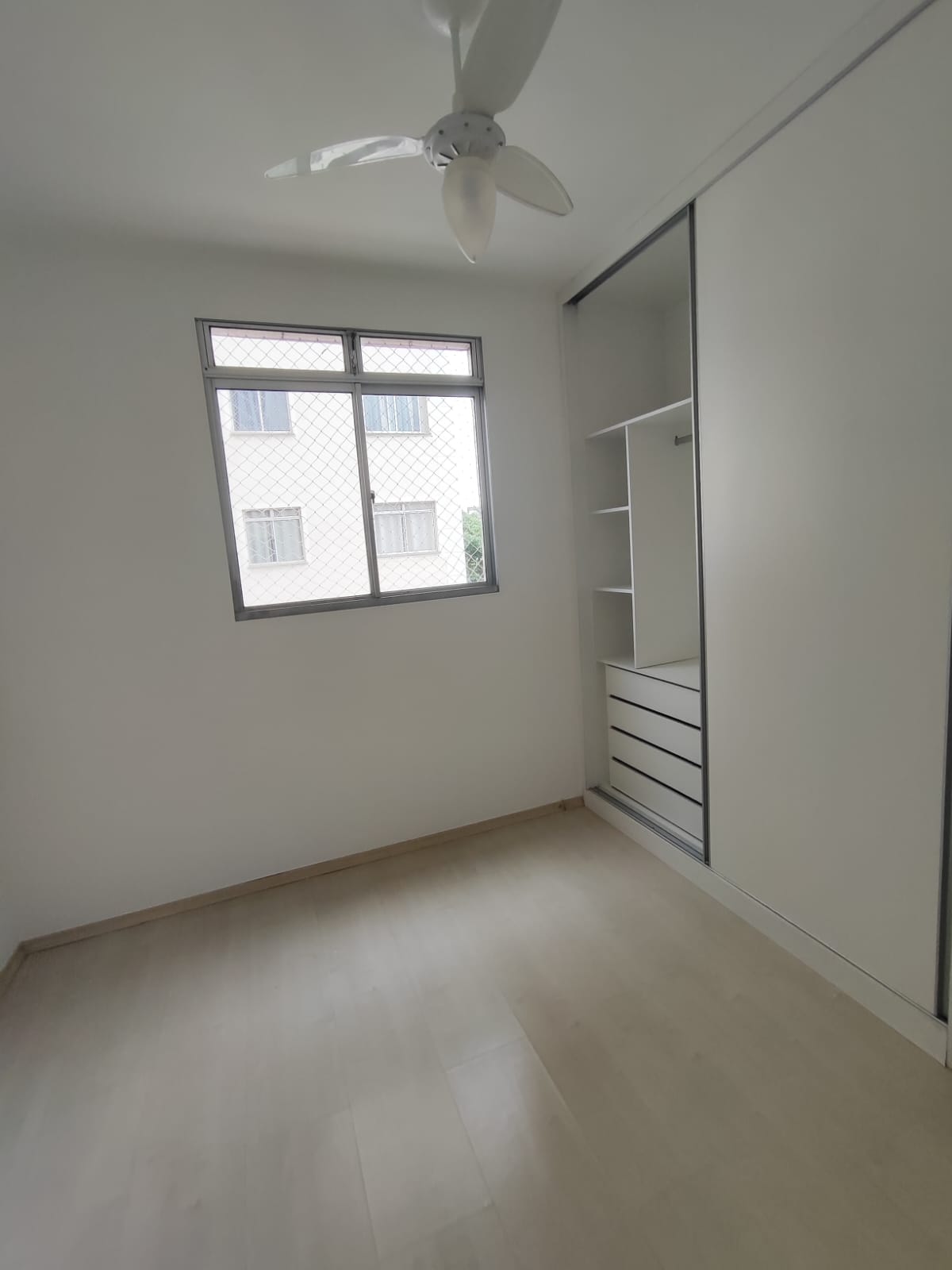 Apartamento para alugar com 2 quartos, 62m² - Foto 17