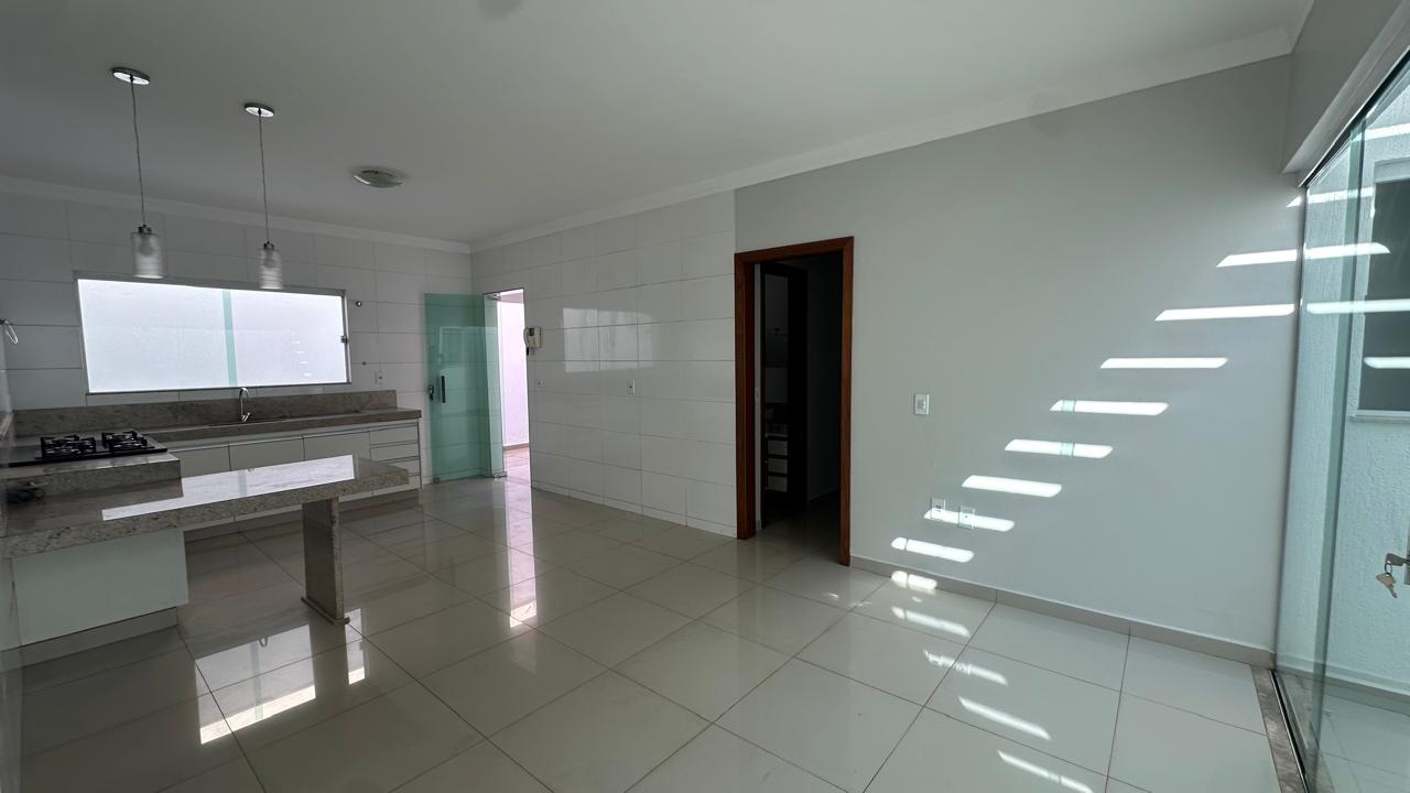 Casa à venda com 3 quartos, 150m² - Foto 17