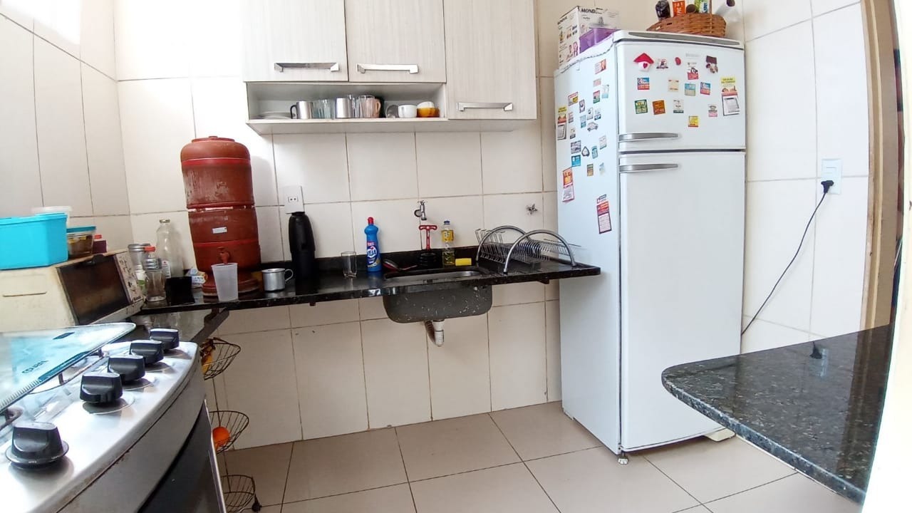 Apartamento à venda com 3 quartos, 75m² - Foto 6