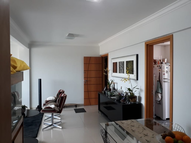 Apartamento à venda com 4 quartos, 115m² - Foto 1