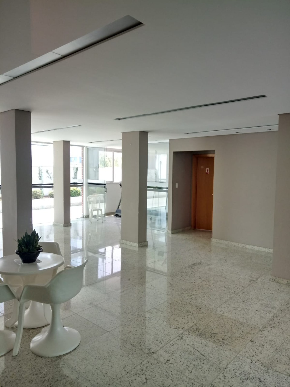 Apartamento à venda com 4 quartos, 116m² - Foto 4