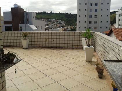 Cobertura à venda com 5 quartos, 212m² - Foto 1