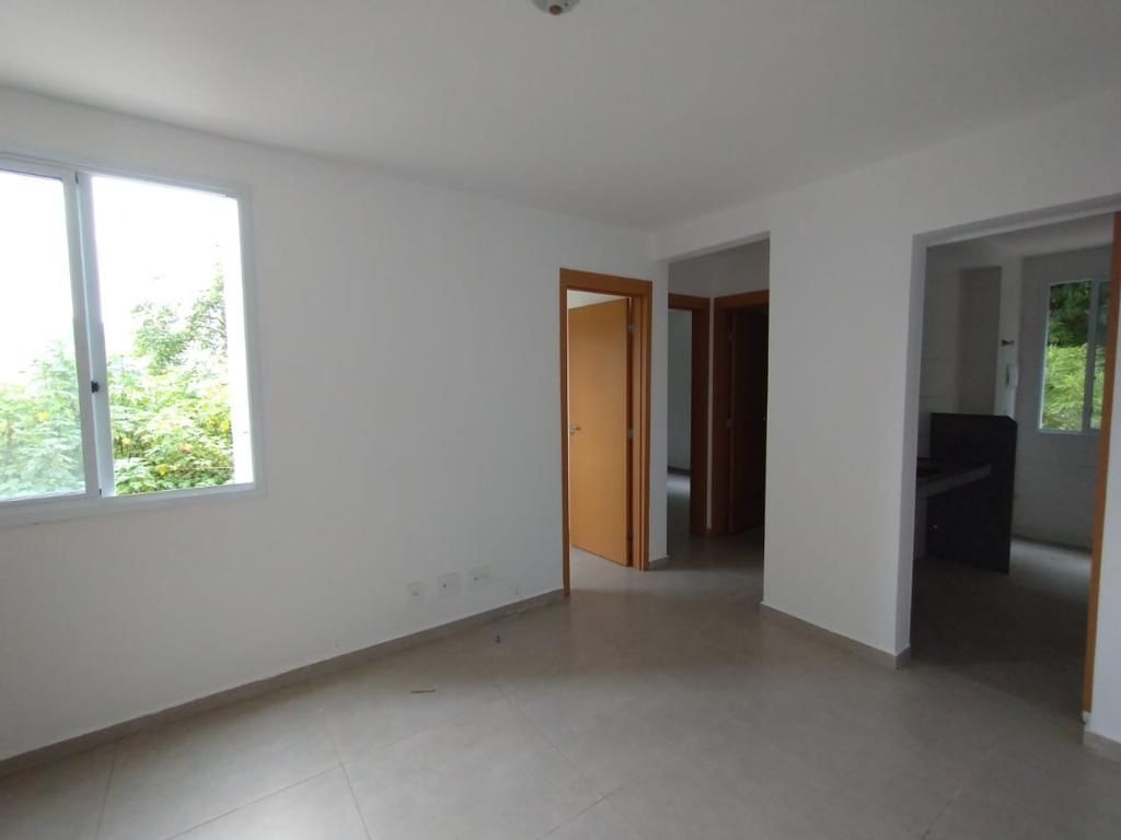 Apartamento à venda com 2 quartos, 45m² - Foto 3