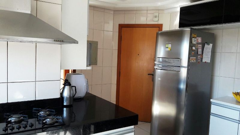 Apartamento à venda com 3 quartos, 127m² - Foto 5