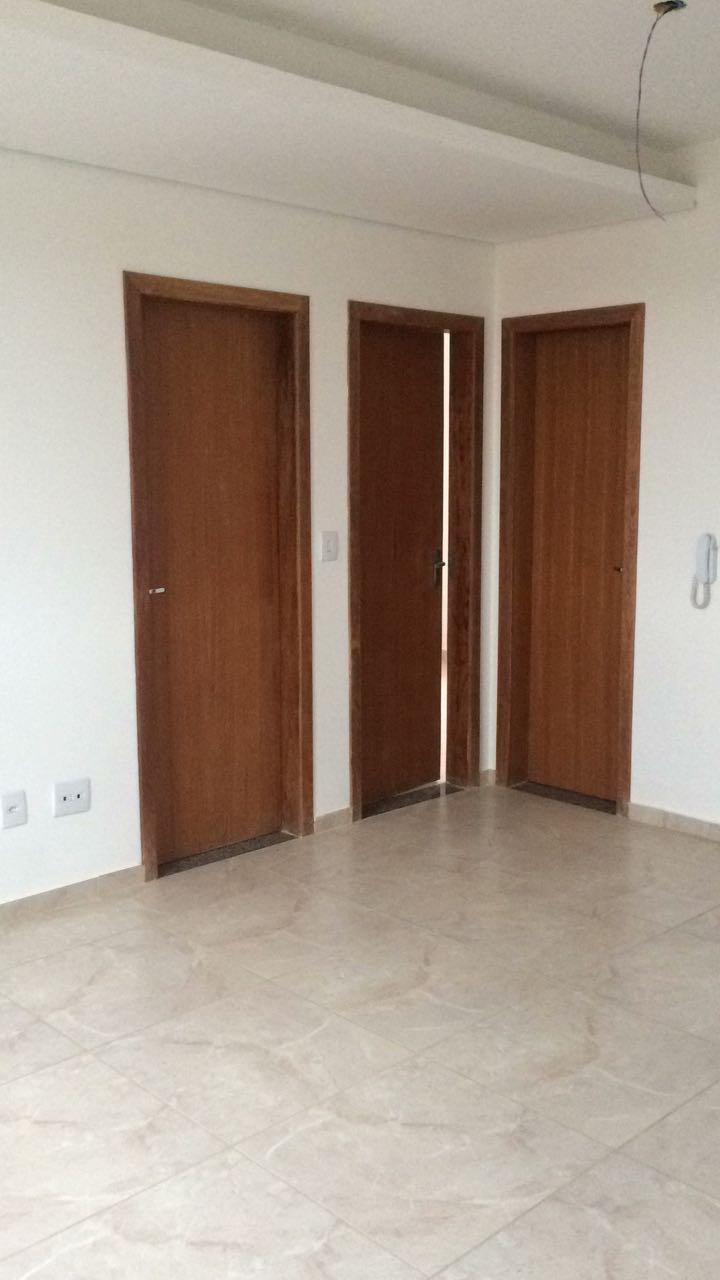 Apartamento à venda com 2 quartos, 48m² - Foto 1