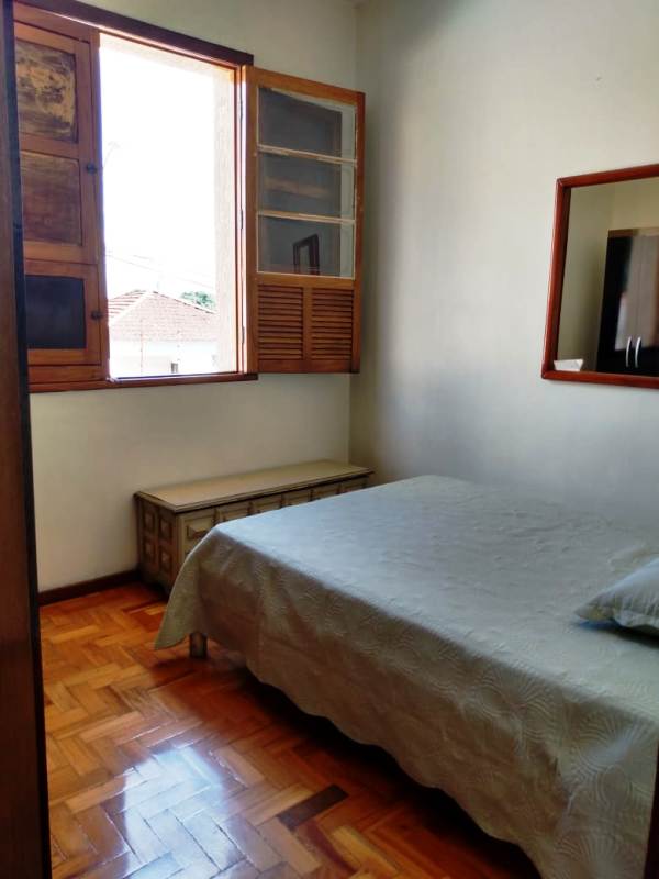 Casa à venda com 3 quartos, 219m² - Foto 9