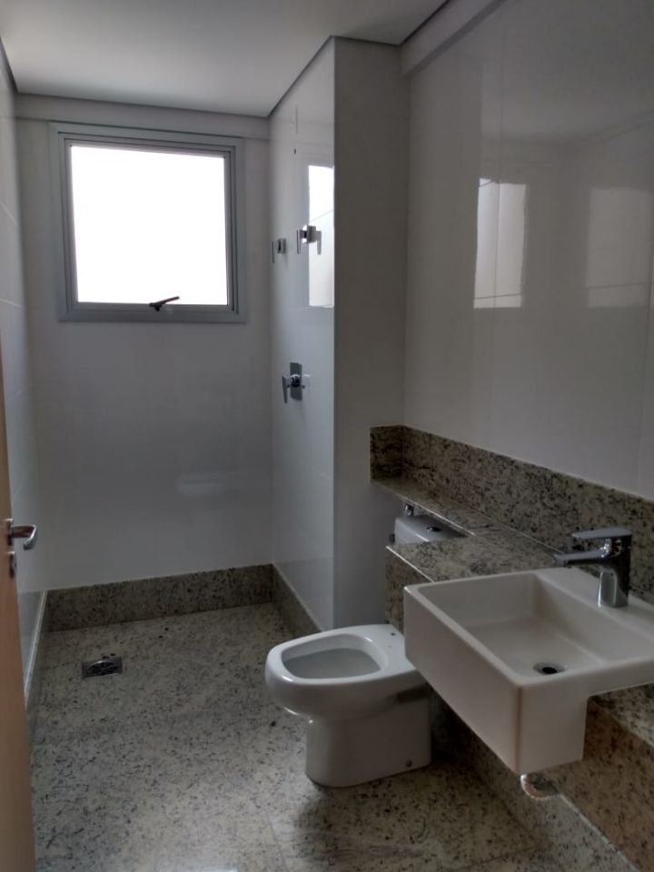 Apartamento à venda com 4 quartos, 134m² - Foto 10