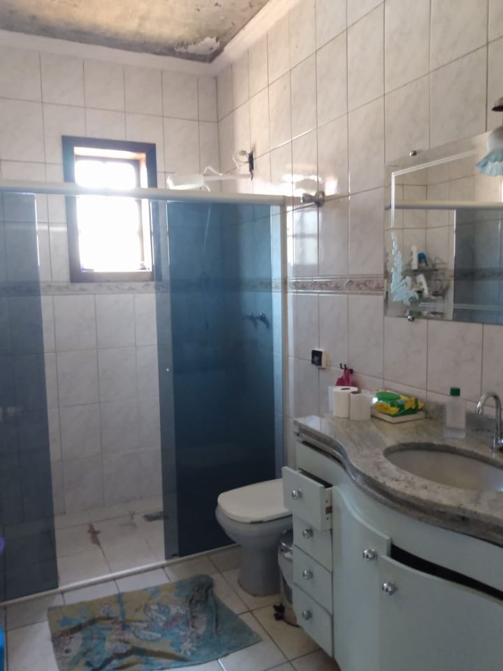 Casa à venda com 3 quartos, 120m² - Foto 9