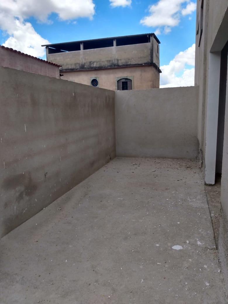 Apartamento à venda com 2 quartos, 60m² - Foto 5